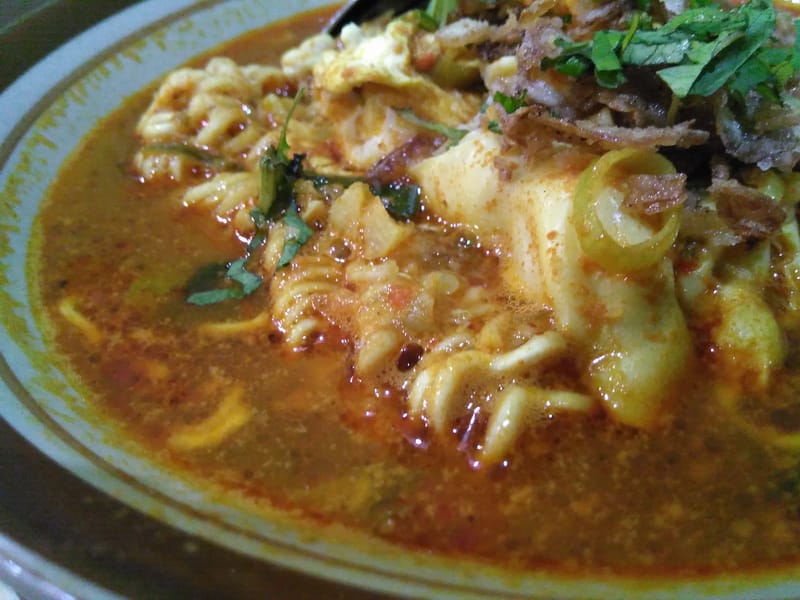 mie kare warung melati 21