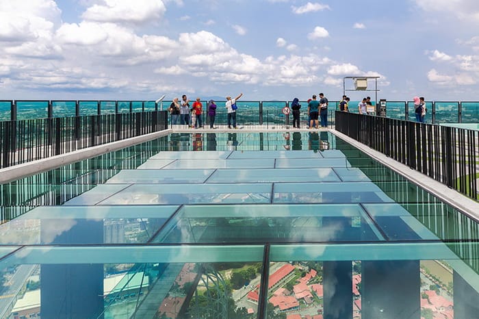 Menjajal Tempat Wisata di Melaka, The Shore Sky Tower